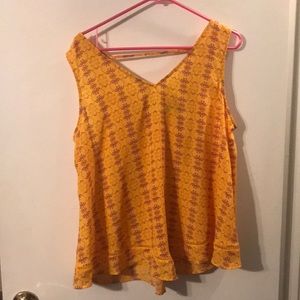 Yellow tank with purple detail
